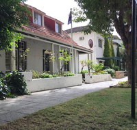 Charming Federation style home minutes from CBD - Winery Find