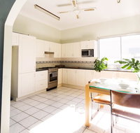 Coal d' Vine Cottage - Cessnock NSW - Winery Find