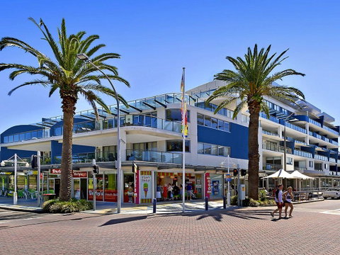 Coast Apartment 26 - Winery Find 2
