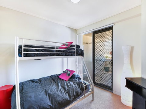 Coast Luxury Apartment 22 - Winery Find 1