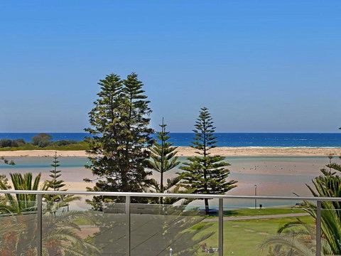 Coast Luxury Apartment Penthouse 23 - Winery Find 1