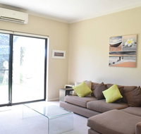 Comfortable 2 Bedroom Unit With Garden - Winery Find