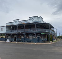Commercial Hotel Curlewis - Winery Find