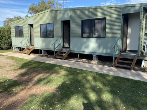 Commercial Hotel Curlewis - Winery Find 1