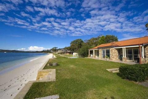 Cook St 4 - Salamander Bay - Winery Find 0