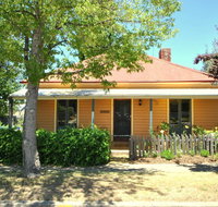 Cooma Cottage - Winery Find