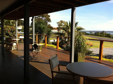 Corinella On The Esplanade Bed & Breakfast - Winery Find 1