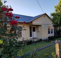 Cottage on Main - Winery Find
