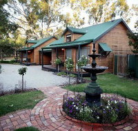 Cottages on Edward - Winery Find