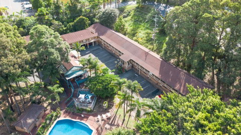 Country 2 Coast Motor Inn Coffs Harbour - Winery Find 3
