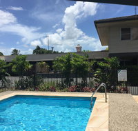 Country Plaza Motor Inn - Winery Find