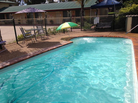 Country Rose Motel Warwick - Winery Find 0