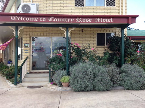 Country Rose Motel Warwick - Winery Find 1