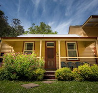 Creek Cottage - Winery Find