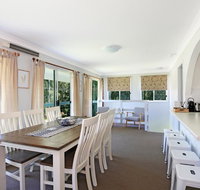 Curleys  Culburra - Family  Pet Friendly - Winery Find