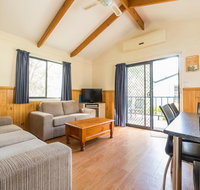 Deniliquin Riverside Caravan Park - Winery Find