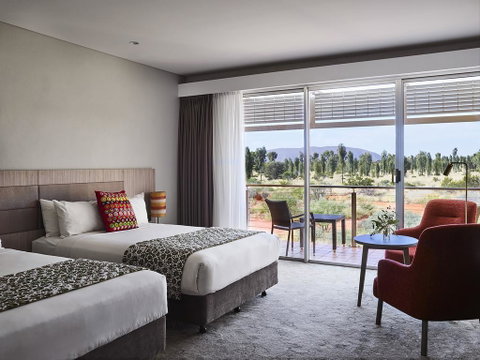 Desert Gardens Hotel - Winery Find 2
