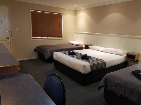 Dirranbandi Motor Inn - Winery Find 2