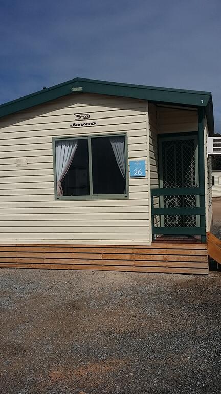 Discovery Parks - Streaky Bay Foreshore - Winery Find 2