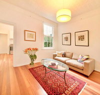 Divine Early-Sydney Home - The Rocks - Winery Find