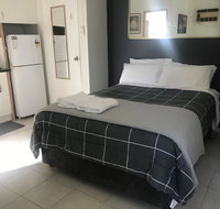 Dover Motel - Winery Find