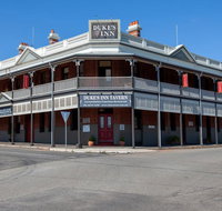 Duke's Inn - Winery Find
