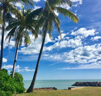Dundee Beach Holiday Park - Winery Find