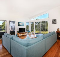 Eagleview - Pet Friendly - 4 Min Walk to Beach - Winery Find