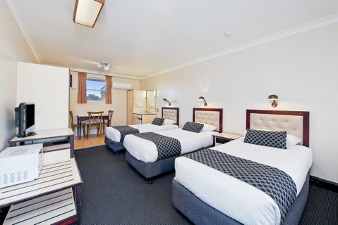 Econo Lodge Savannah Park Tamworth - Winery Find 1