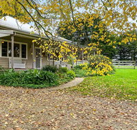 Elm Cottage - Winery Find