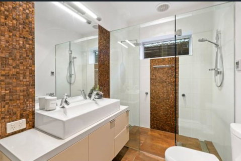 Elsternwick Paradise, Love Where You Live!!! - Winery Find 2