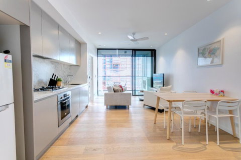 ENCORE IV: Bondi Junction - Winery Find 1