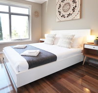 EROS City Fringe - Wifi Wine Netflix Pets OK and Park views - Winery Find