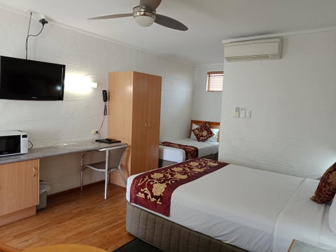 Espana Motel - Winery Find 2
