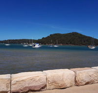 Ettalong Beach motel - Winery Find