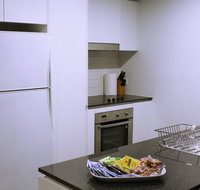 Executively Styled 2 Bed 2 Bath Perfect Location - Winery Find