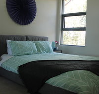 Exquisite Family Home Parking Close to CBD - Winery Find
