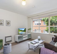 Family-friendly apartment in green Glen Iris - Winery Find