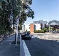 Famous Sydney Heritage Townhouse  The Rocks/Harbour Bridge - Winery Find
