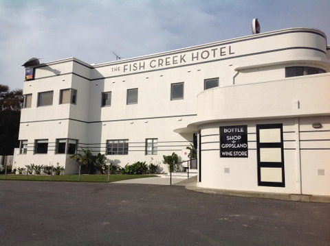 Fish Creek Hotel - Winery Find 1
