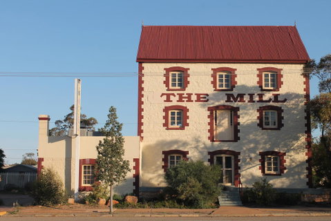 Flinders Ranges Motel - The Mill - Winery Find 0