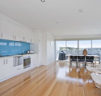 Four Kings Apartment - Deluxe 2br 3 - Winery Find