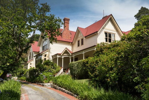 Franklin Manor - Winery Find 0