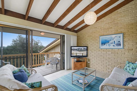 Galleries 3 - 3/28 Peregian Esplanade - Winery Find 0