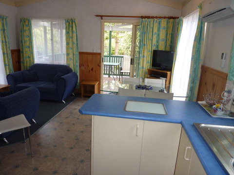 Garden Of Eden Caravan Park - Winery Find 3