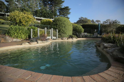 Gipsy Point Lakeside - Winery Find 1