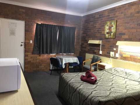 Glen Innes Lodge Motel - Winery Find 3