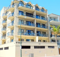 Glenelg Beachside Luxury Apartments - Winery Find