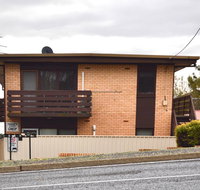 Gmall's Shared Motel - Winery Find