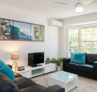 Gold Coast Family Villa - Winery Find